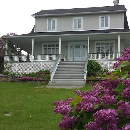 Auberge Gite Maison Des Lilas Ла-Мальбе Екстер'єр фото